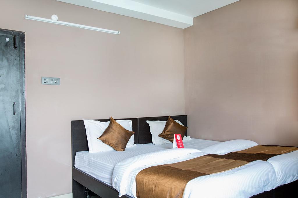 Dwaraka Inn Hyderabad Eksteriør bilde